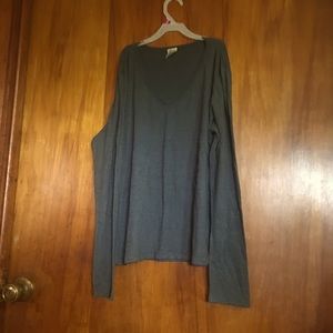 Plain dark grey long sleeve tee